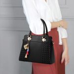 Wholesale Women Fashion Casual Solid Color Handbag - Image 5