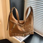 Wholesale Women Fashion Casual Retro Large Capacity Shoulder Bag