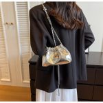 Women Fashion Casual Solid Color Chain Shoulder Bag - Image 4