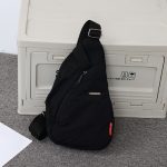 Men Fashion Casual Versatile Chest Bag - Image 3