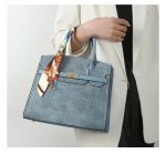 Wholesale Women Fashion Casual Solid Color Crocodile Pattern Large Capacity Silk Scarf Handbag Three-Piece Bag Set - Image 4