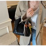 Women Fashion Solid Color Woven Large Capacity Pendant Handbag - Image 3