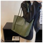 Women Fashion Casual Solid Color Large Capacity Stone Pattern Handbag - Image 3