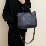 Women Fashion Casual Simple Solid Color Large-Capacity Handbag - Image 4