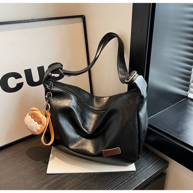 product_3-10 Women Fashion Casual Solid Color Pendant Shoulder Bag - Image 1