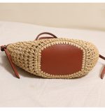Stylish Spacious Woven Shoulder Bag - Image 9