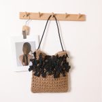 Chic Bow-Detail Woven Shoulder Bag - Image 6