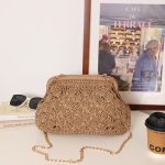 Stylish Woven Crossbody Bag - Image 3