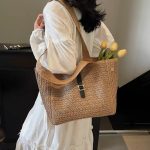 Chic Woven Shoulder Bag - Image 2