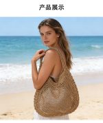 Stylish Spacious Woven Shoulder Bag - Image 10