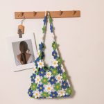 Stylish Spacious Floral Straw Shoulder Bag