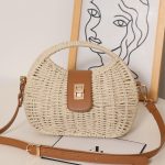 Chic Shell-Shaped Woven Crossbody Bag - Image 2
