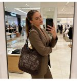 Stylish Spacious Woven Beach Bag - Image 10