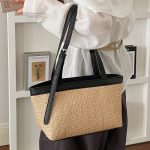 Stylish Woven Tote Bag for Summer 2026 - Image 3