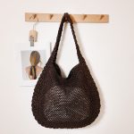 Stylish Spacious Woven Shoulder Bag - Image 8