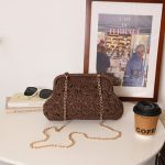 Stylish Woven Crossbody Bag - Image 4