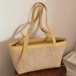Stylish Woven Tote Bag for Summer 2026 - Image 2